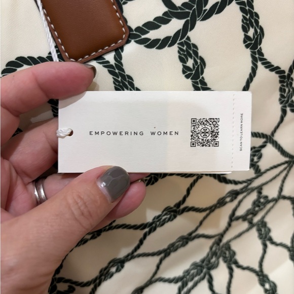 Tory Burch Ella Printed Tote Bag New with tag perfect condition no odors - Picture 8 of 11